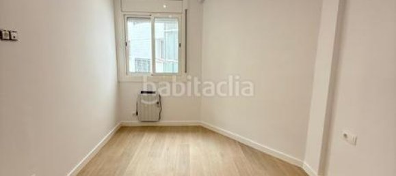 Apartamento T3 em Eixample, Spain N.º 145033 16