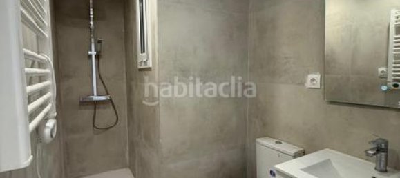 Apartamento T3 em Eixample, Spain N.º 145033 20