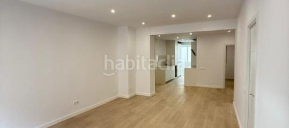Apartamento T3 em Eixample, Spain N.º 145033 26
