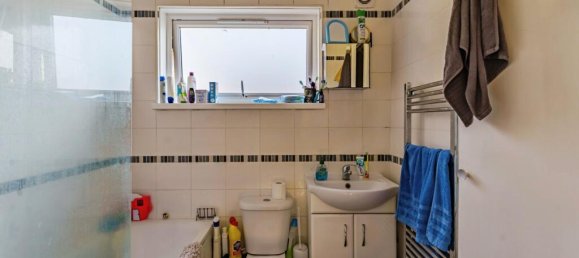 1 bedroom Apartment in Croydon, United Kingdom No. 7951 7