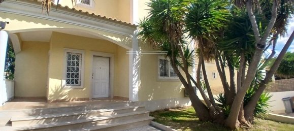 4 غرف نوم فيلا في Corroios, Portugal رقم 89651 45