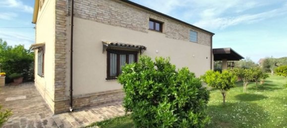 6 bedrooms Villa in Canosa Sannita, Italy No. 339835 2