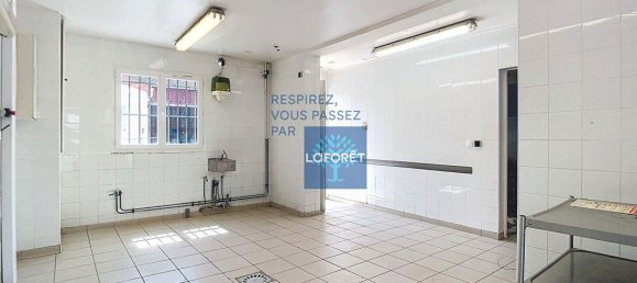 3 bedrooms House in Creil, France No. 91846 2