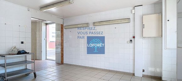 3 bedrooms House in Creil, France No. 91846 4