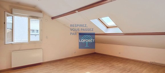 3 bedrooms House in Creil, France No. 91846 9