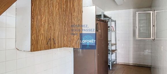 3 bedrooms House in Creil, France No. 91846 14