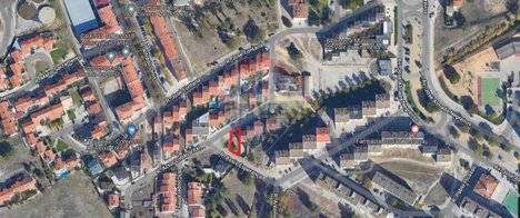 203m² Land in Barreiro, Portugal No. 52557