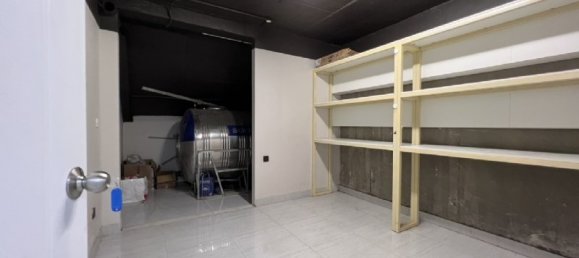 Villa de 5 dormitorios en Tay Ho, Vietnam No. 19384 4