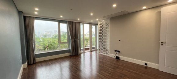 Villa de 5 dormitorios en Tay Ho, Vietnam No. 19384 13