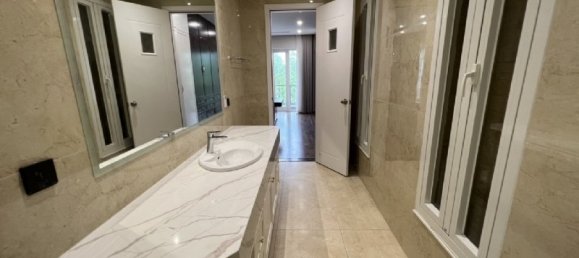 Villa de 5 dormitorios en Tay Ho, Vietnam No. 19384 17