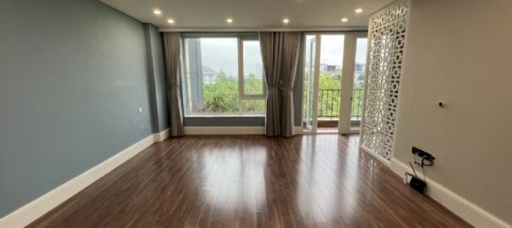 Villa de 5 dormitorios en Tay Ho, Vietnam No. 19384 12