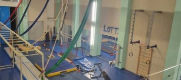 400m² Commercial property in Trani, Italy No. 53362 23