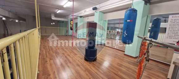 400m² Commercial property in Trani, Italy No. 53362 77