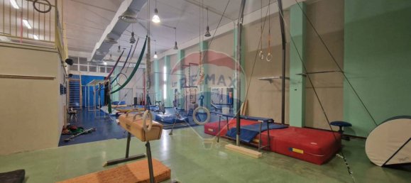 400m² Commercial property in Trani, Italy No. 53362 43