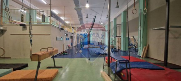 400m² Commercial property in Trani, Italy No. 53362 78