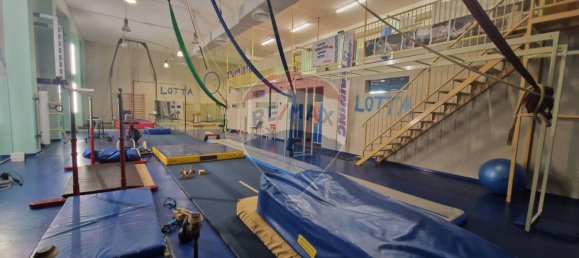 400m² Commercial property in Trani, Italy No. 53362 71