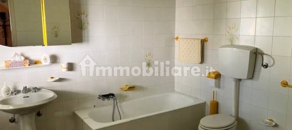 4 Schlafzimmer Haus in Breme, Italy, Nr. 317752 27