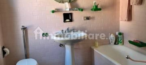 4 Schlafzimmer Haus in Breme, Italy, Nr. 317752 34