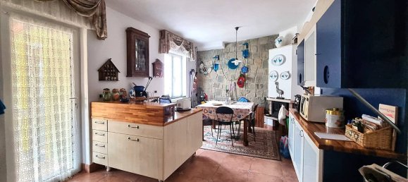 4 bedrooms Apartment in Finale Ligure, Italy No. 53780 4