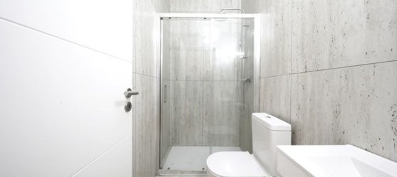 4 Schlafzimmer Haus in Sao Mamede de Infesta, Portugal, Nr. 183355 2