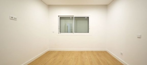 4 Schlafzimmer Haus in Sao Mamede de Infesta, Portugal, Nr. 183355 21