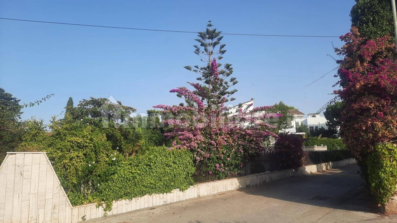 3 غرف نوم فيلا في Bari, Italy رقم 305822