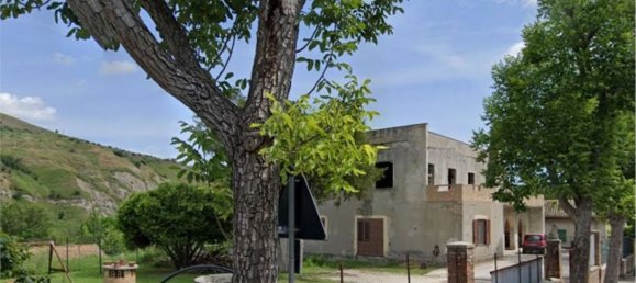 10-Zimmer Wohnung in Torre de' Passeri, Italy, Nr. 96946 5