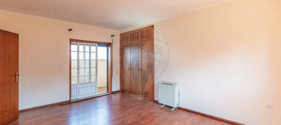 Casa de 3 dormitorios en Moita, Portugal No. 48392 12