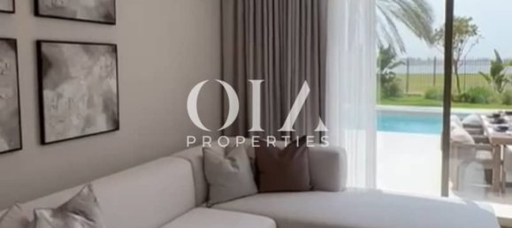 4 bedrooms Villa in Abu Dhabi, UAE No. 19206 7