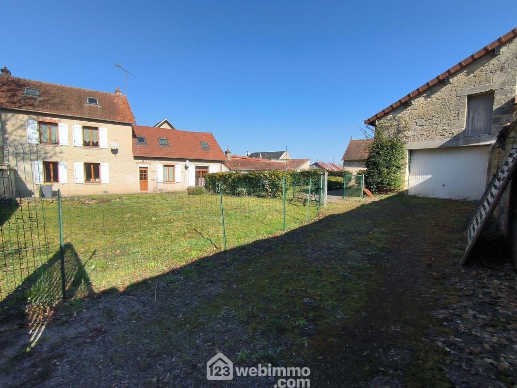 2 Schlafzimmer Haus in Presles-et-Boves, France, Nr. 156758