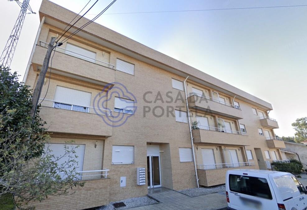 2 bedrooms Apartment in Pacos de Ferreira, Portugal No. 246614