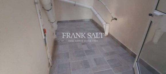 2 bedrooms Maisonette in Xaghra, Malta No. 5875 11