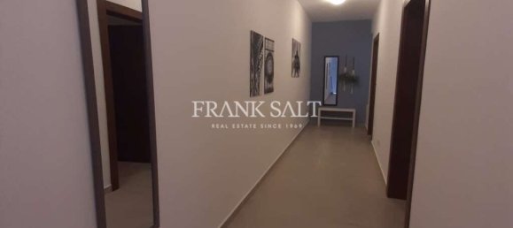 2 bedrooms Maisonette in Xaghra, Malta No. 5875 8