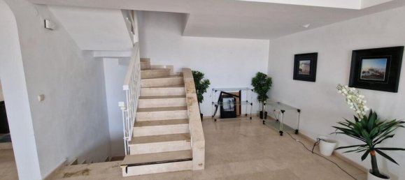 3 bedrooms Penthouse in Mijas, Spain No. 183310 8