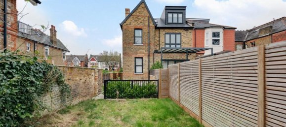 3 bedrooms Apartment in Acton, United Kingdom No. 10008 13