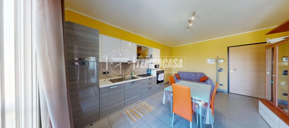 Квартира с 1 спальней в Альба, Италия № 153894 2