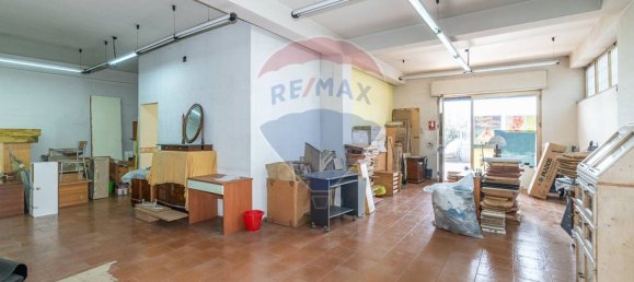 1-Zimmer Gewerbliche Immobilie in Aci Castello, Italy, Nr. 52979 7