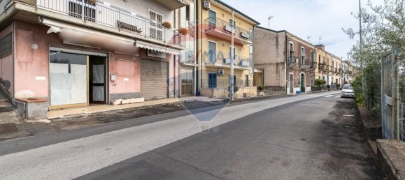 1-Zimmer Gewerbliche Immobilie in Aci Castello, Italy, Nr. 52979 11