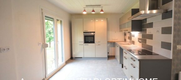 3 bedrooms House in Dun-sur-Meuse, France No. 332080 2