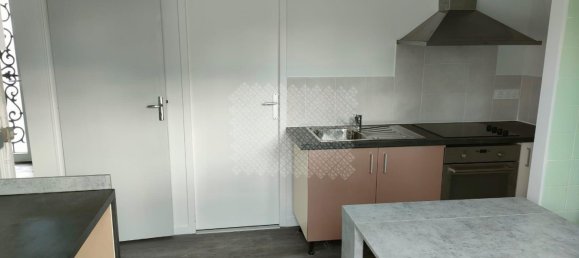 Casa de 6 dormitorios en Angers, France No. 307057 4