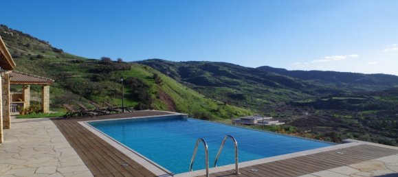 5 bedrooms House in Episkopi, Cyprus No. 9772 17