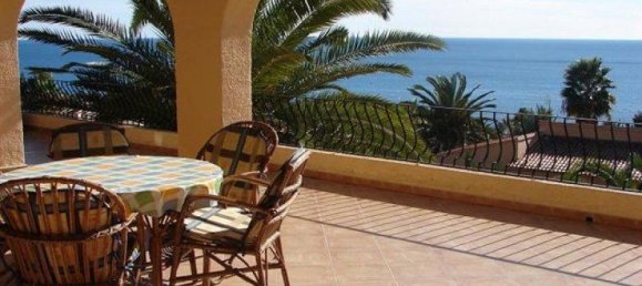 3 Schlafzimmer Villa in Calpe, Spain, Nr. 786 4