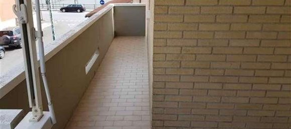 4 rooms Apartment in Grosseto, Italy No. 286650 3