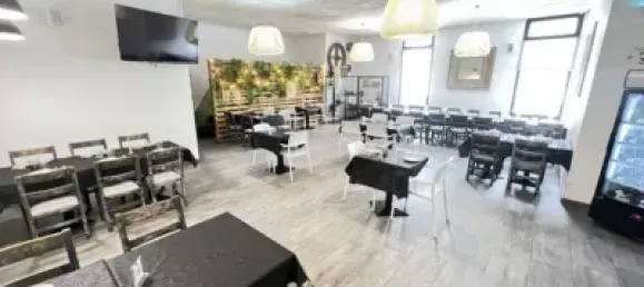 3 bedrooms Commercial property in Carcaixent, Spain No. 190610 2