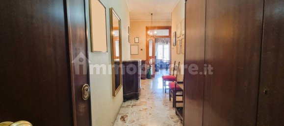 3 bedrooms Apartment in Messina, Italy No. 338916 4