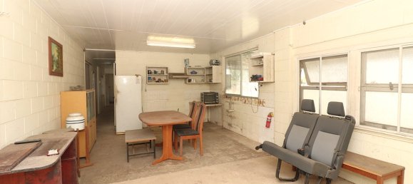 2 bedrooms House in Woodstock, Australia No. 99 8