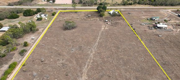 2 bedrooms House in Woodstock, Australia No. 99 2