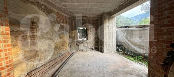 5 rooms House in Villafranca Tirrena, Italy No. 291994 4