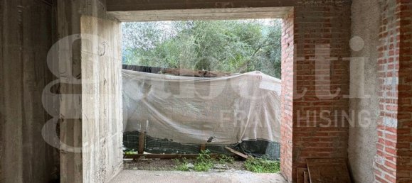 5 rooms House in Villafranca Tirrena, Italy No. 291994 15