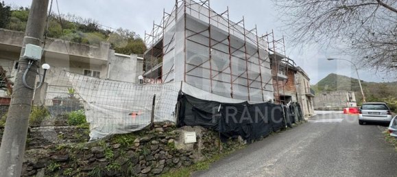 5 rooms House in Villafranca Tirrena, Italy No. 291994 35